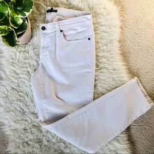 EILEEN FISHER Organic Cotton Straight-Leg Jeans